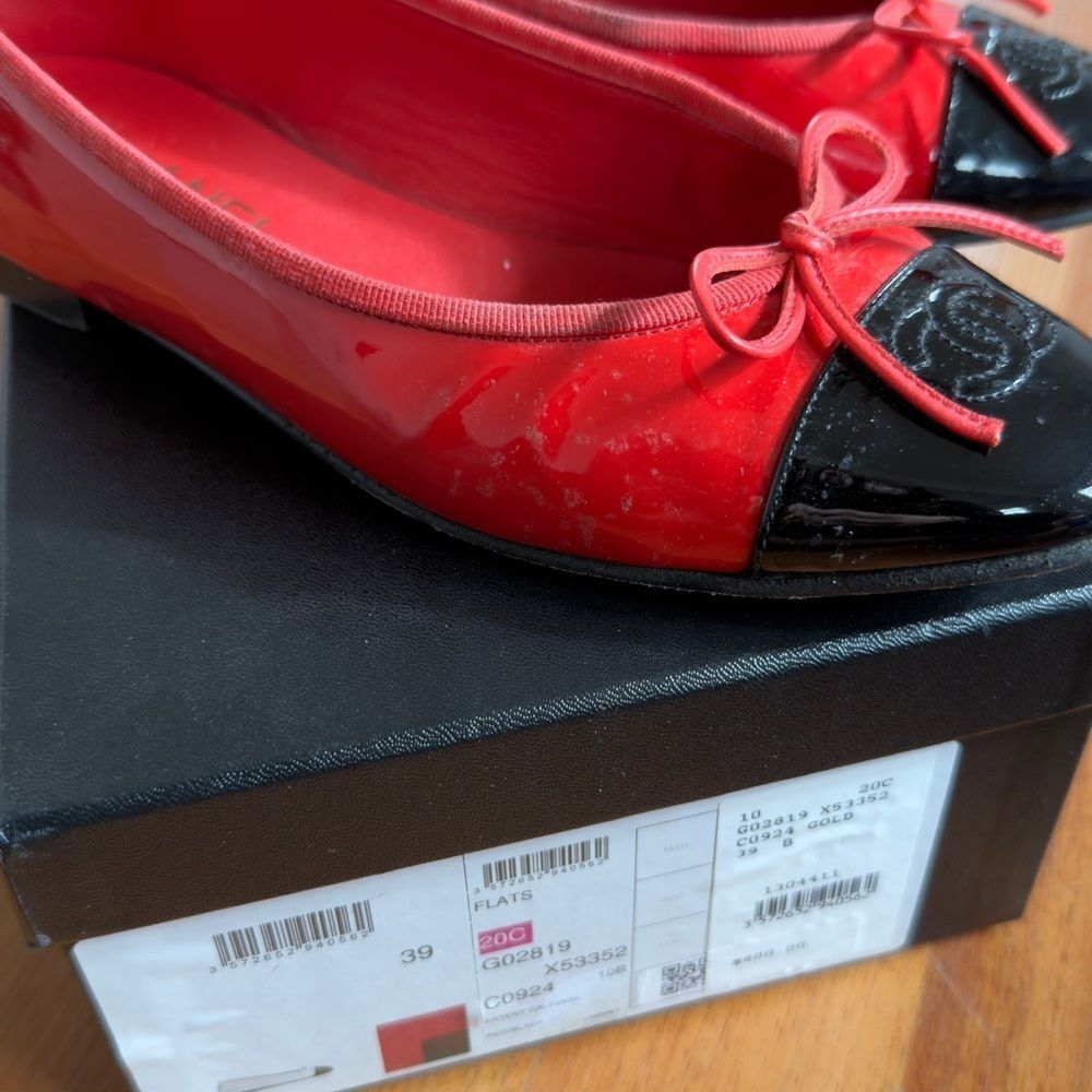 CHANEL Women's Red and Black cap toe Flats - Picture 8 of 8